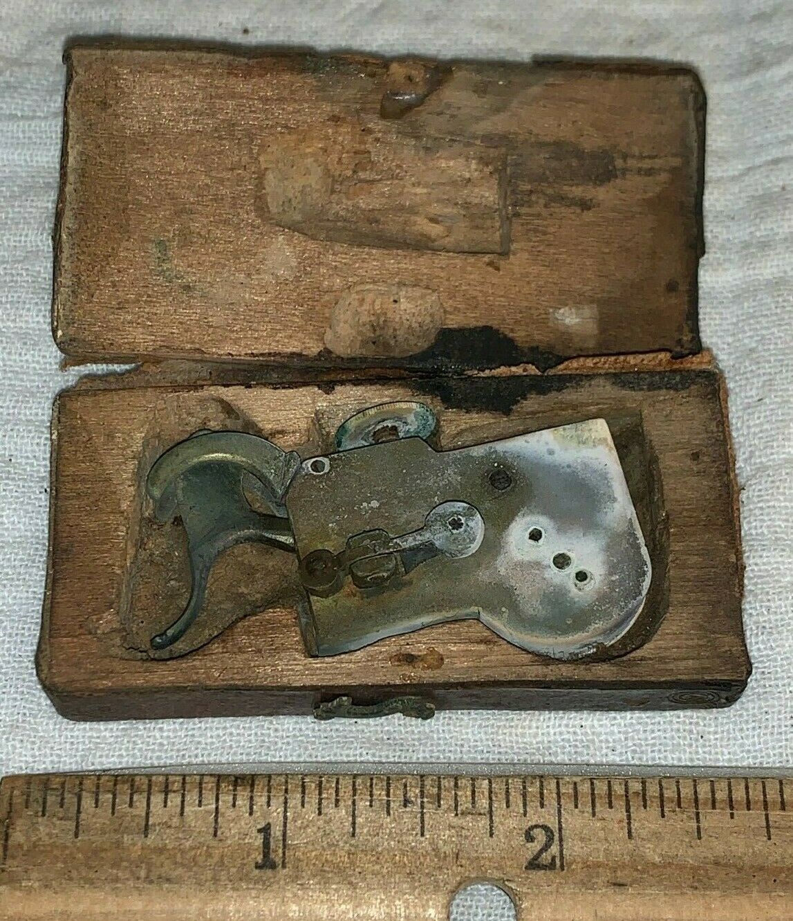 Antique Bleeder Fleam Doctor Medicine Tool #39 Dewey's Patent Brass Mechanical